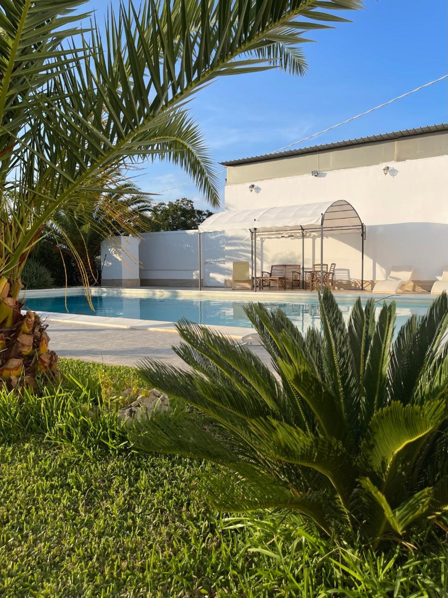 Villa Ramadia Floridia Exteriör bild