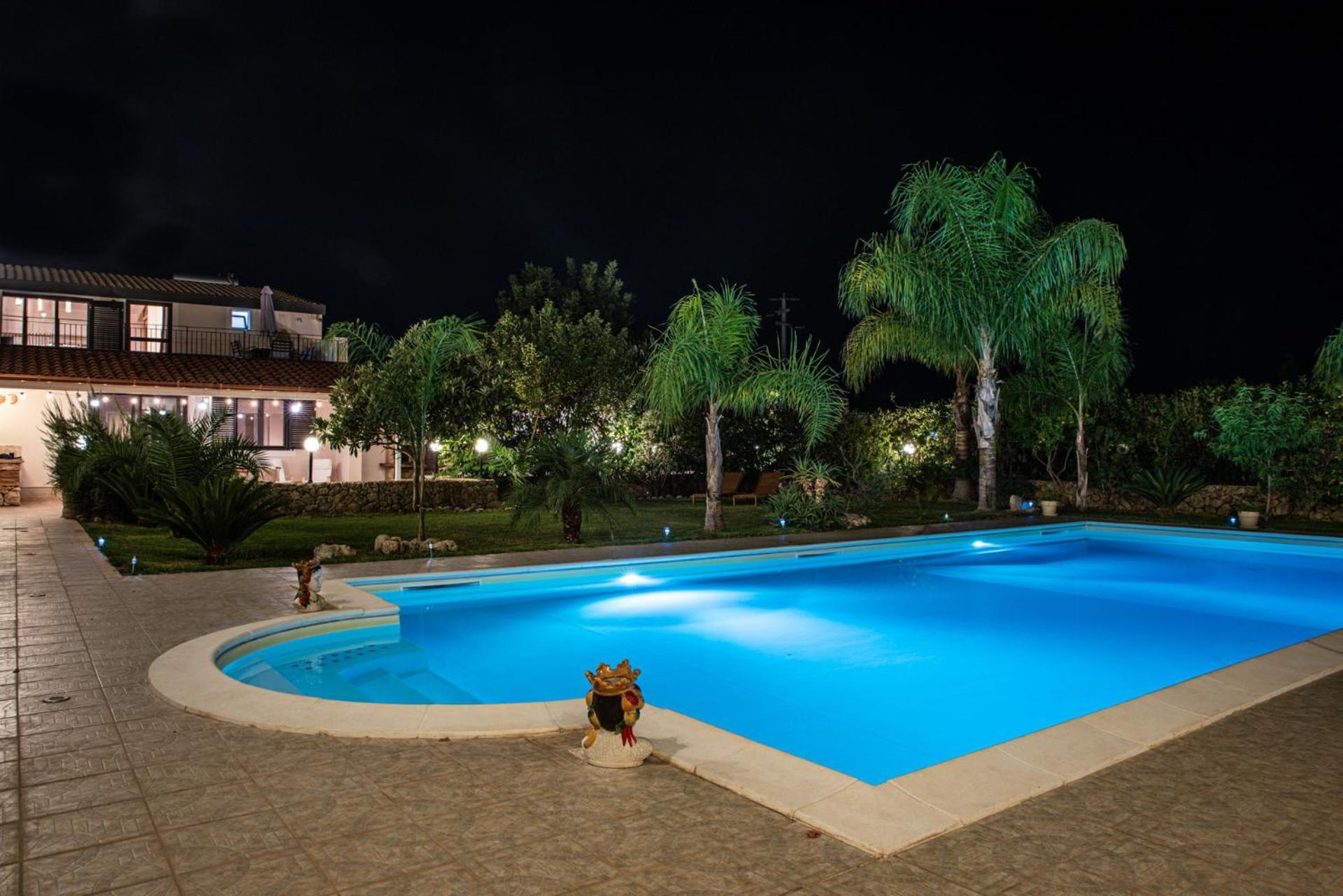 Villa Ramadia Floridia Exteriör bild